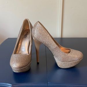 Gold Sparkle Platform High Heels